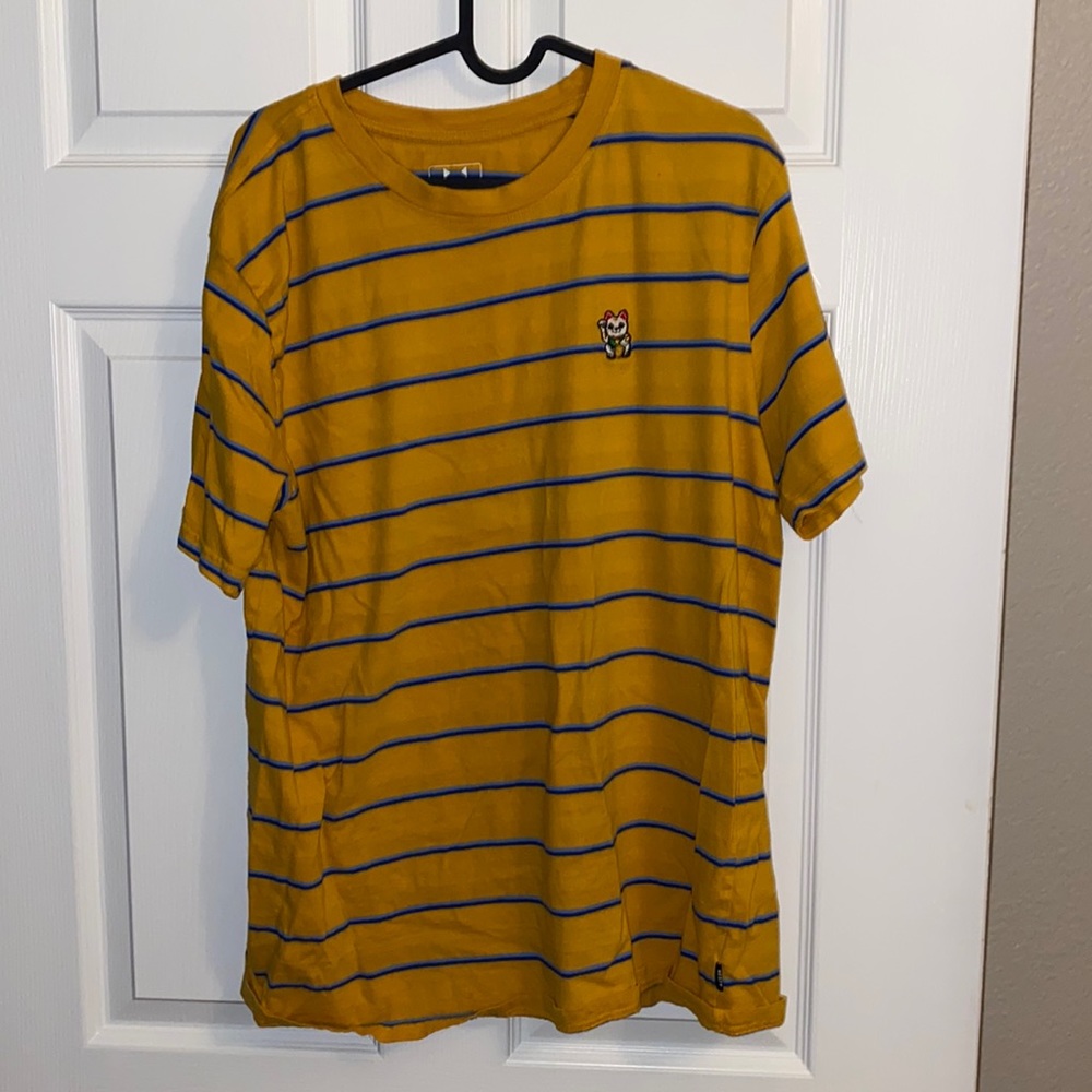 Stripe lucky cat shirt , size XL